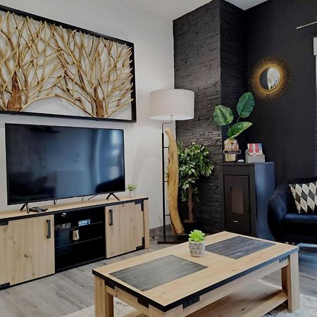Black&White Home-By So'Serenityhome-Balcon-Parking Cluses Exterior foto